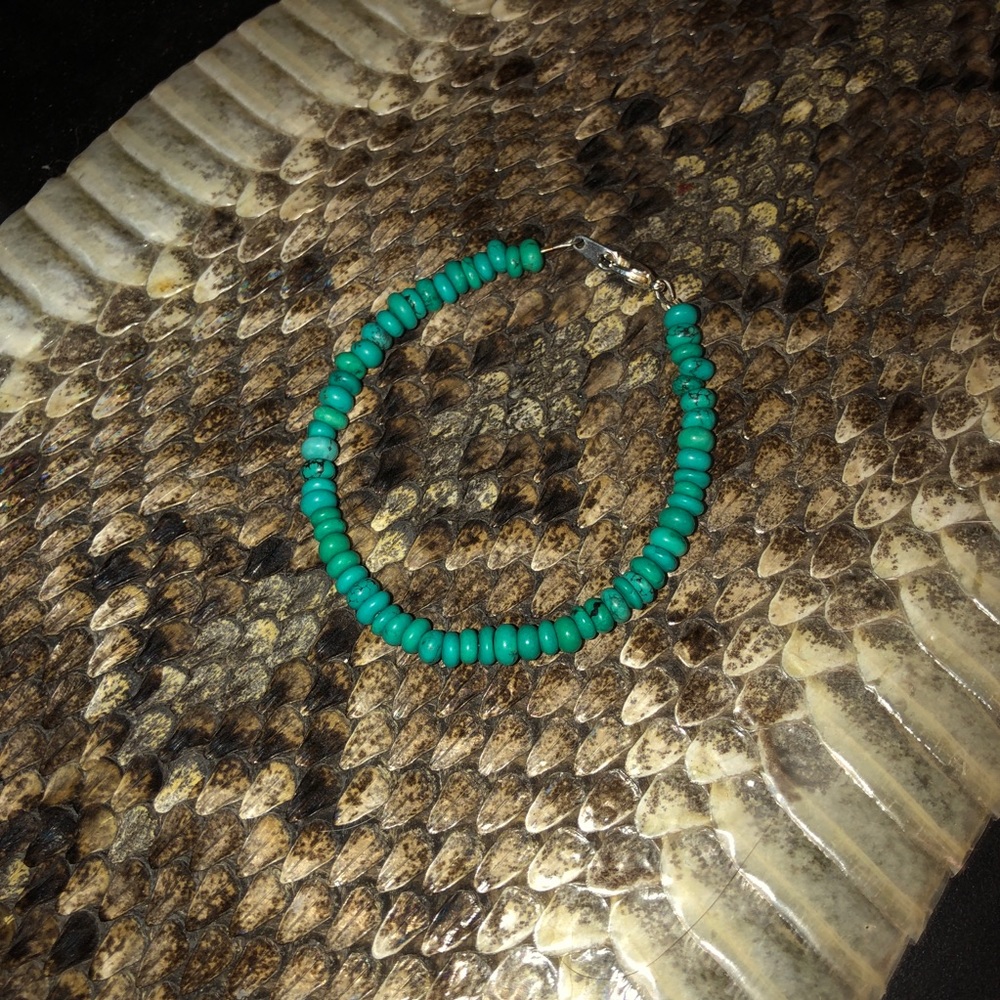 Super CUTE real turquoise bracelet